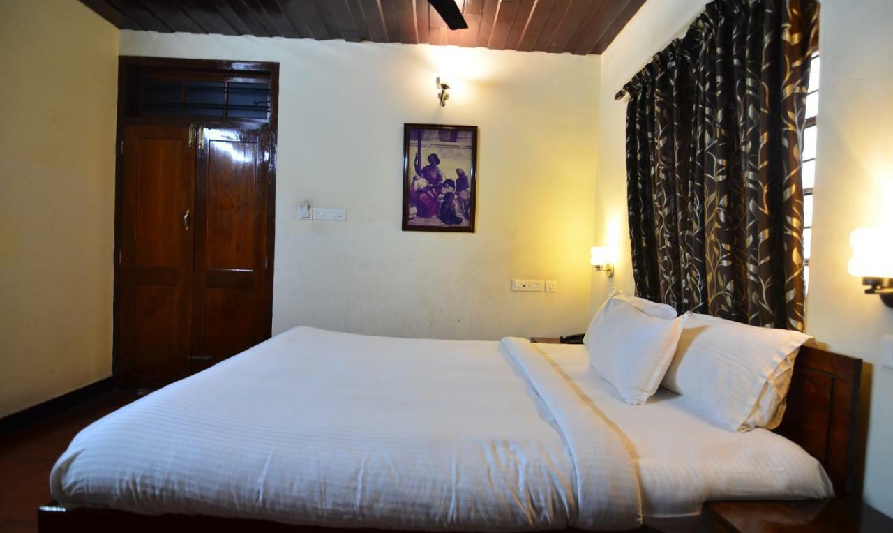 The Royal Heritage Hotel And Ayurvedic Center Thiruvananthapuram Eksteriør billede