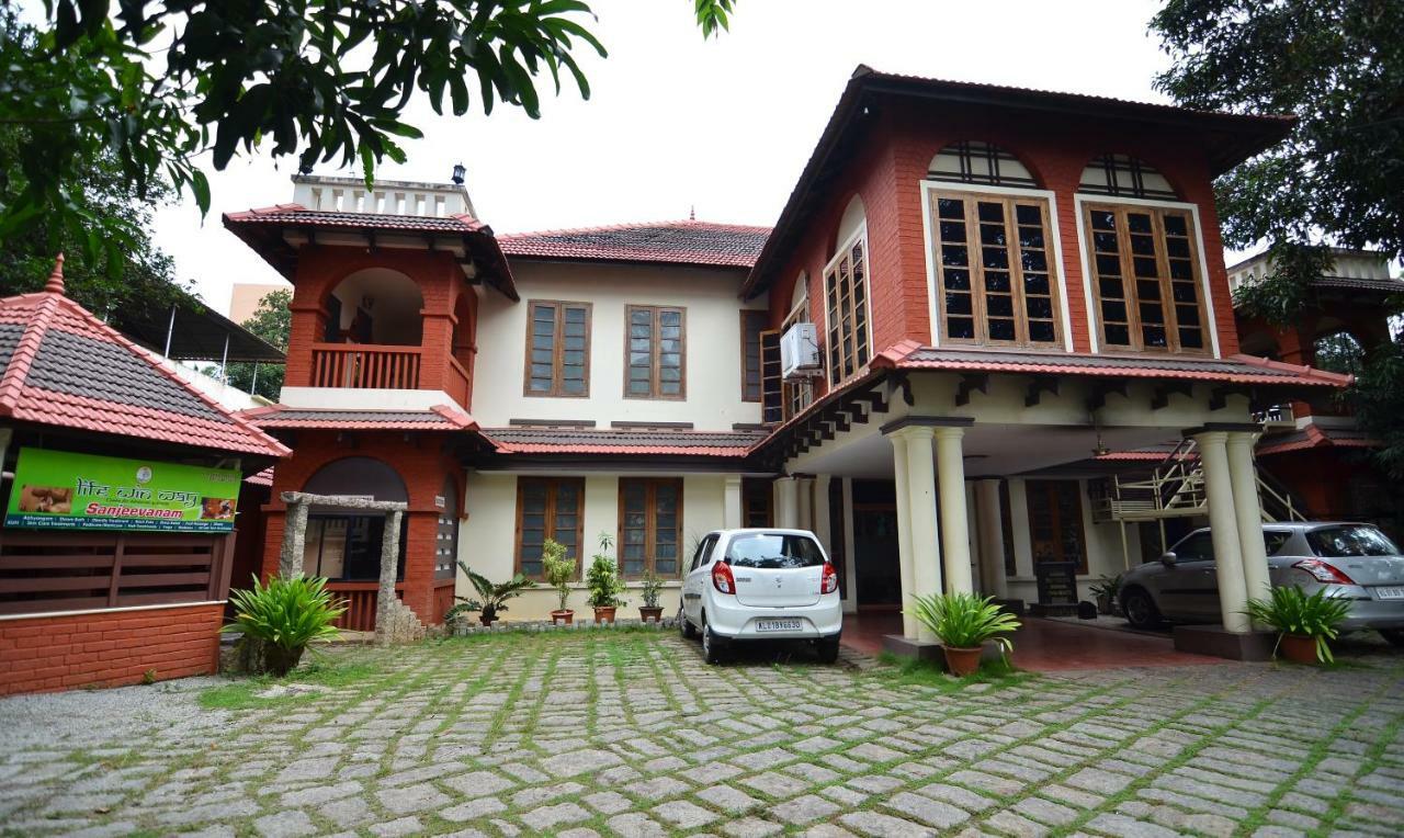 The Royal Heritage Hotel And Ayurvedic Center Thiruvananthapuram Eksteriør billede
