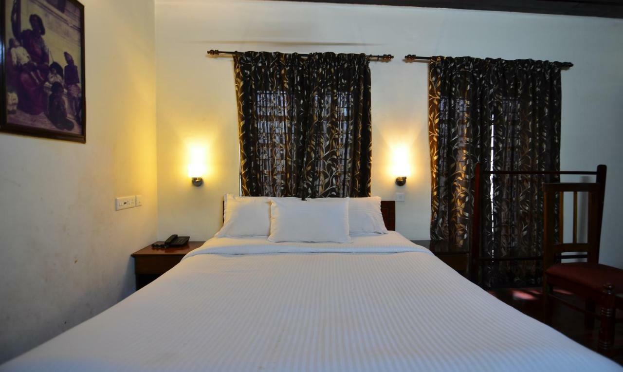 The Royal Heritage Hotel And Ayurvedic Center Thiruvananthapuram Eksteriør billede